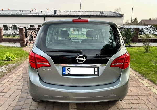 Opel Meriva cena 22800 przebieg: 100100, rok produkcji 2011 z Braniewo małe 67